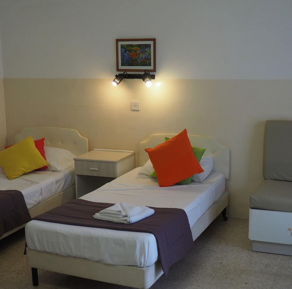Huli Hotel & Apartments Qawra Εξωτερικό φωτογραφία