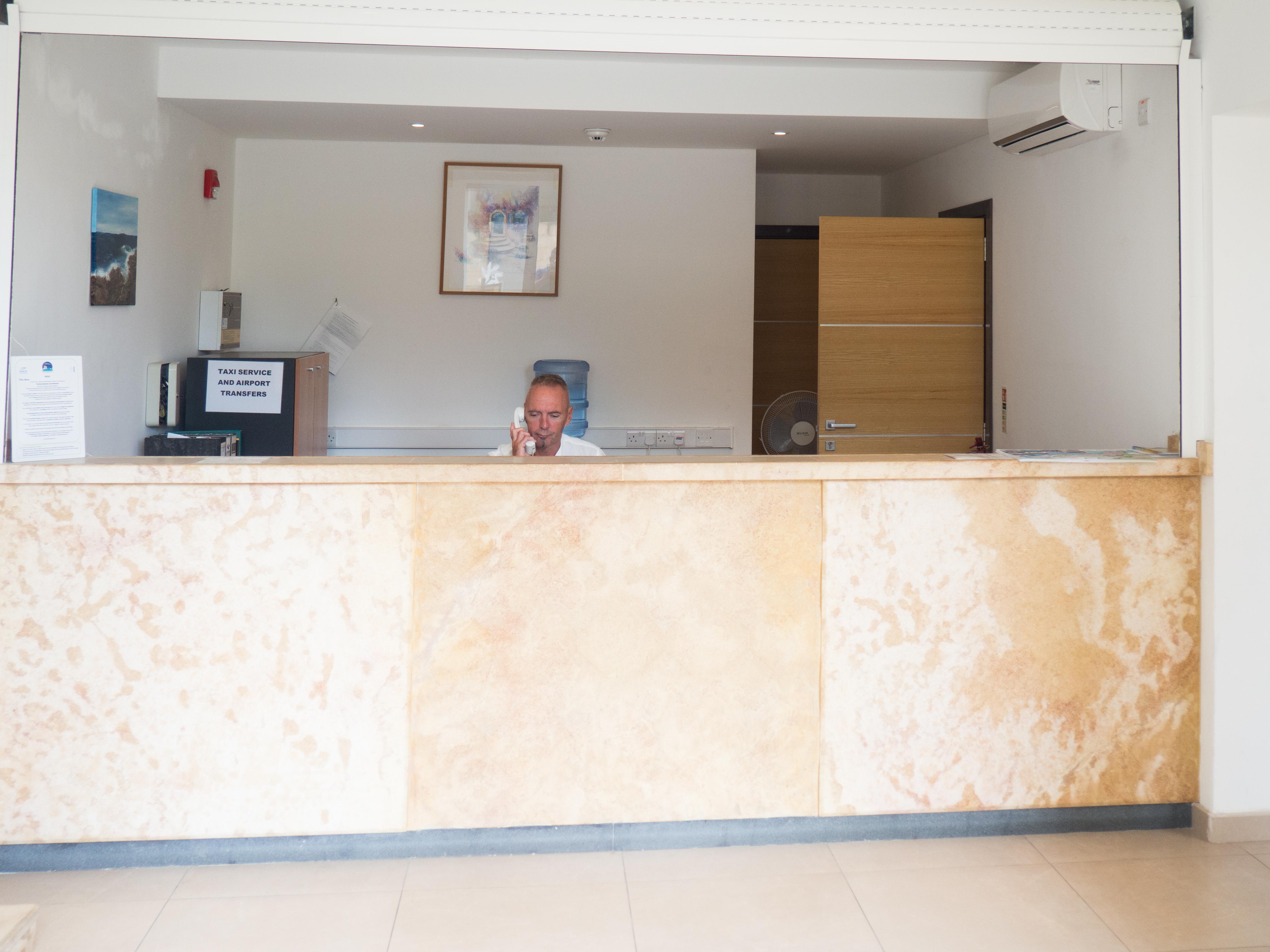 Huli Hotel & Apartments Qawra Εξωτερικό φωτογραφία